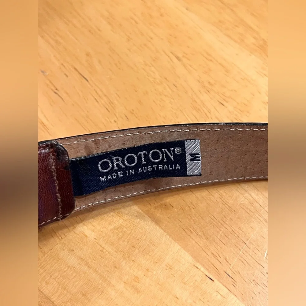 Oroton Brown Leather Belt Australian made size M brass buckle vintage statement
